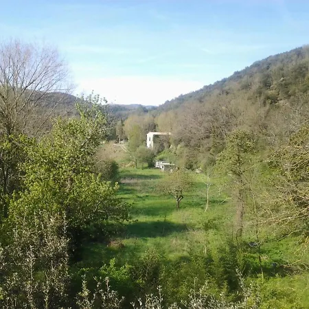 A Ponderach, Dans Un Domaine Du 17e Siecle En Pleine Nature *
